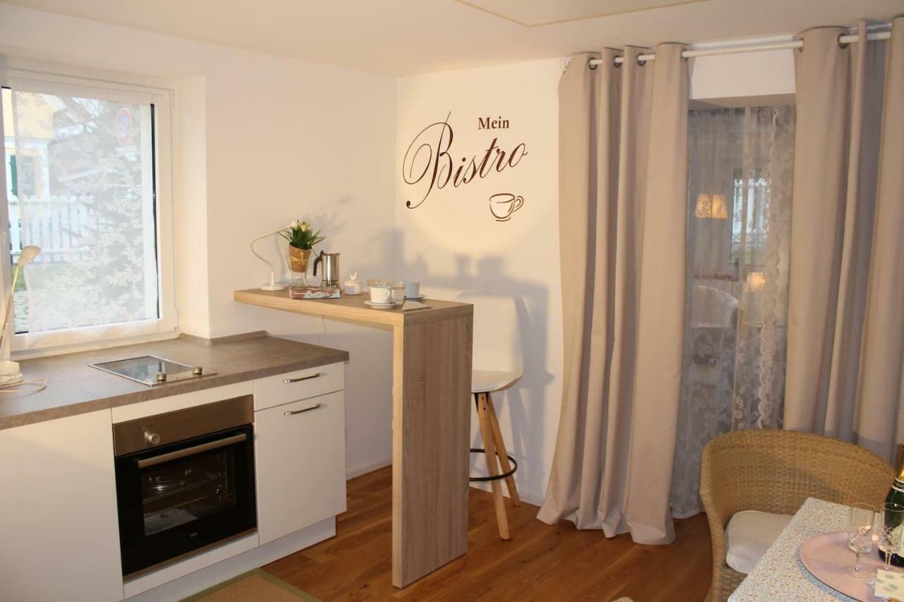 Simone - - Apartment Uberlingen